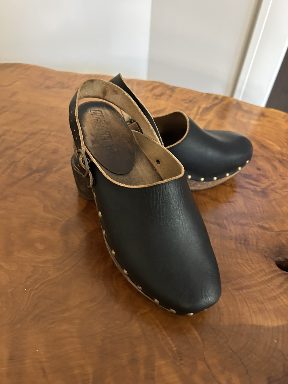 Bosabo Compliba Convertible Slingback Leather Clogs - Black - Size 38 / US 7.5-8